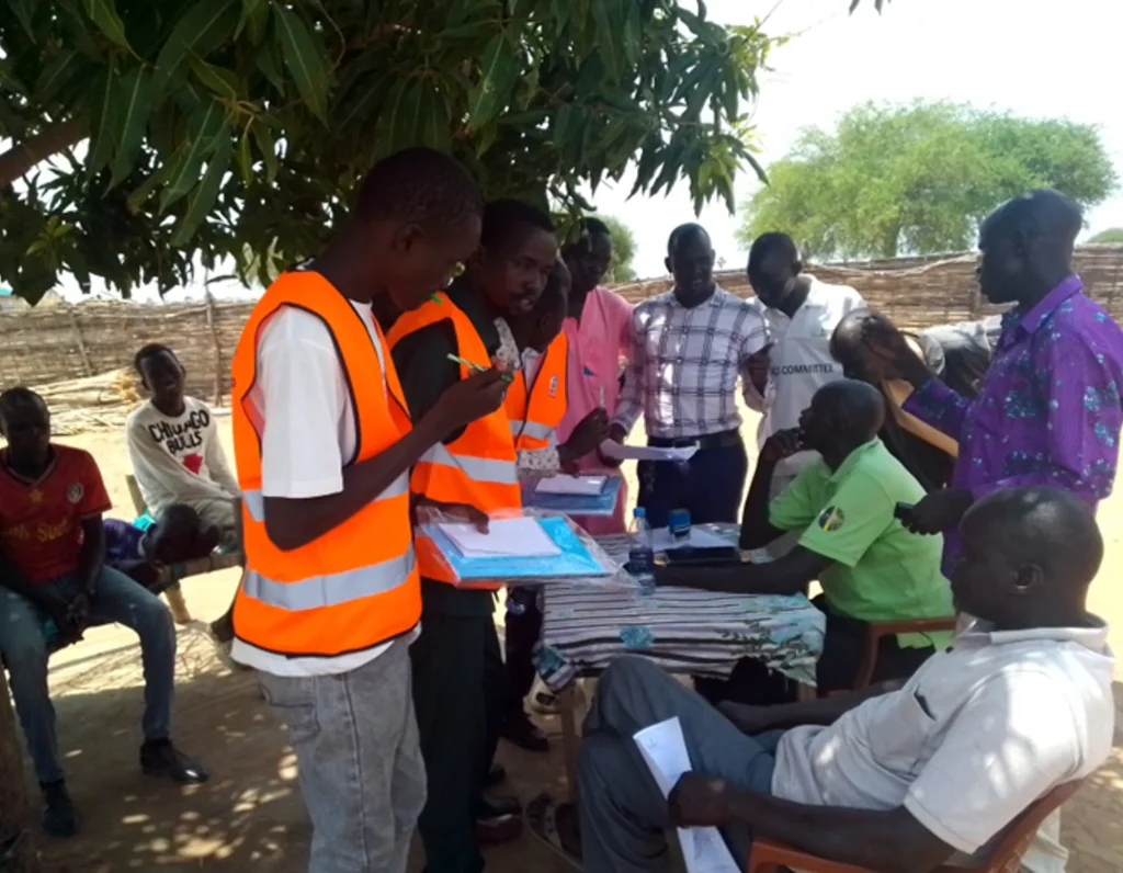 Consultation with local leaders in Warrap